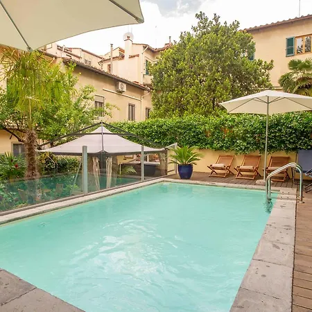 Ginori Al Duomo Hotel 4*